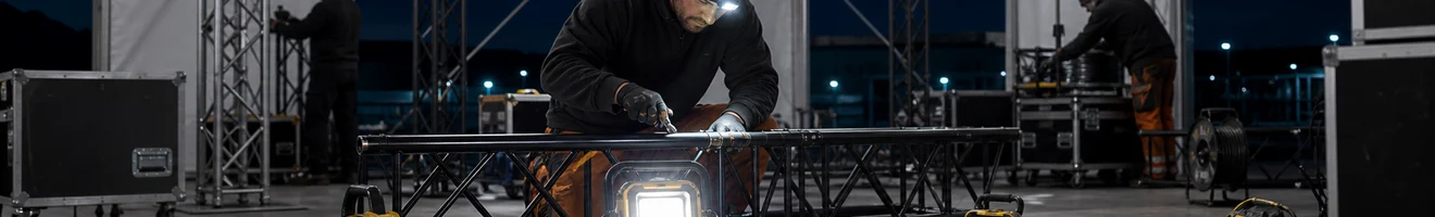 Assembly and Service Lighting